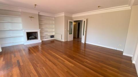 Townhouse for sale on Calle de Larrauri, Loiu