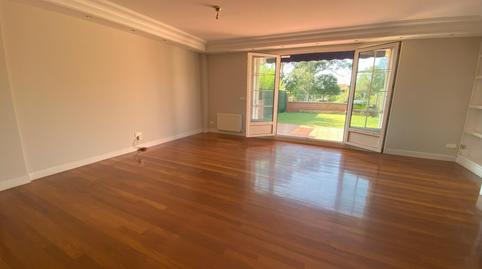 Townhouse for sale on Calle de Larrauri, Loiu