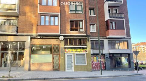 Premises for sale on Calle de Enrique Ibarreta, Santutxu – Basarrate