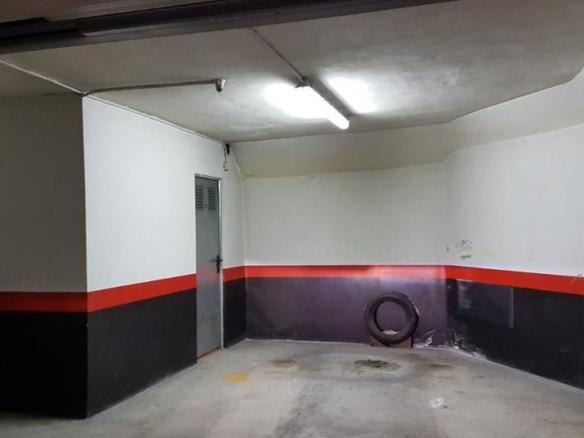 Garage for sale in Bolueta
