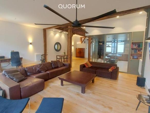 Apartment for sale on Calle Santa María, Old Town