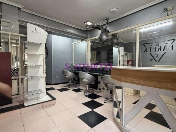 Commercial premises for sale in Kabiezes