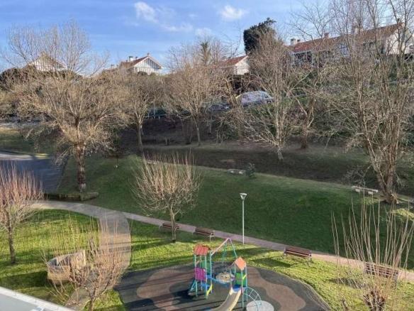 Duplex for sale in Abanto y Ciérvana-Abanto Zierbena
