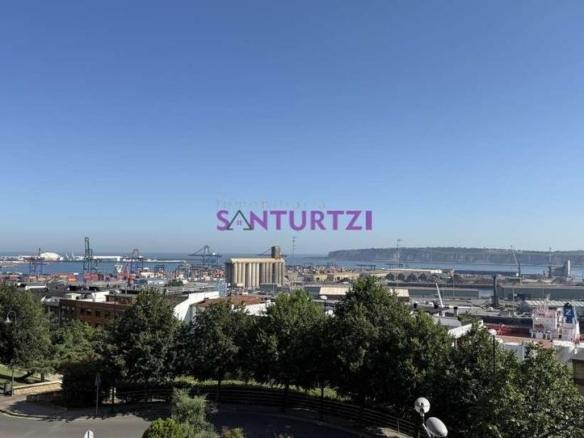 Apartment for sale in Capitán Mendizabal – La Sardinera