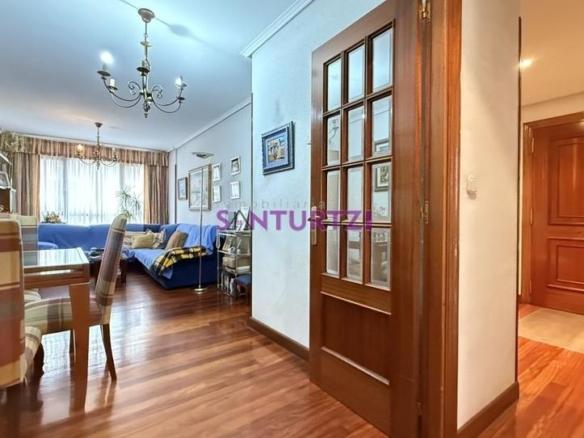 Apartment for sale in La Txitxarra – Murrieta – Parke Santurtzi