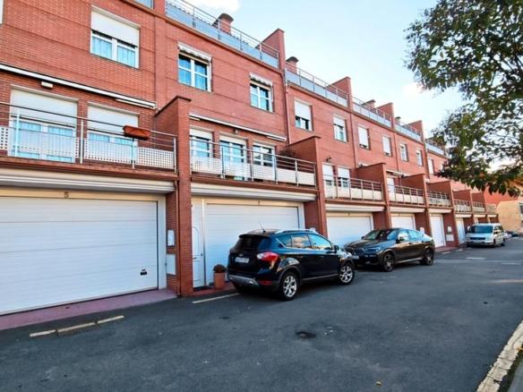 Townhouse for sale in Astigar Kalea, 21, Durango