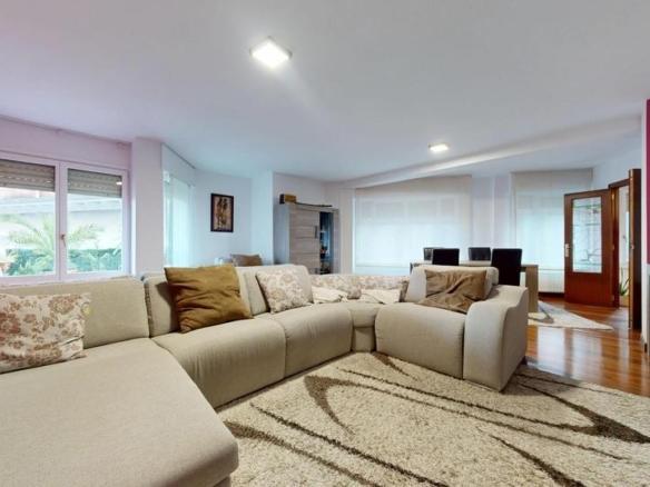 Apartment for sale in Plaza Ibarreta, Zeanuri