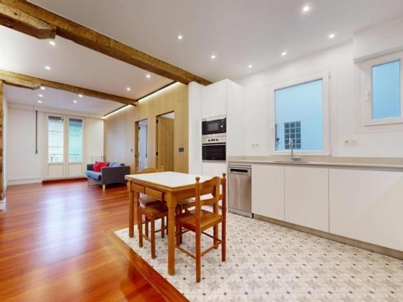 Apartment for sale on Calle de Ronda, Old Town