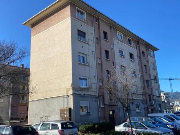 Apartment for sale in Bernardo Gabiola Kalea, Durango