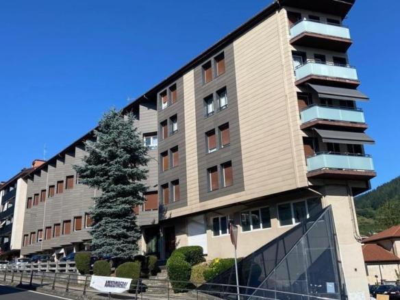 Ground floor for sale in Bilbao Etorbidea, Zaldibar