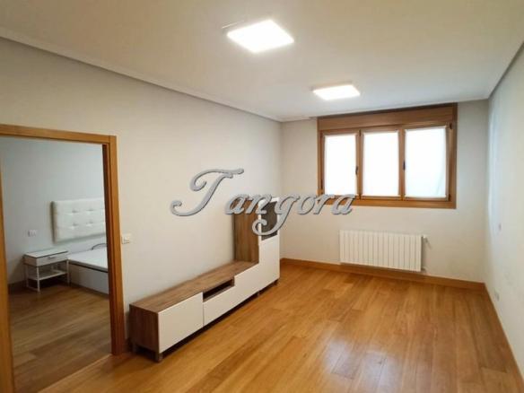 Apartment for sale in La Pastora Hiribidea, Centro