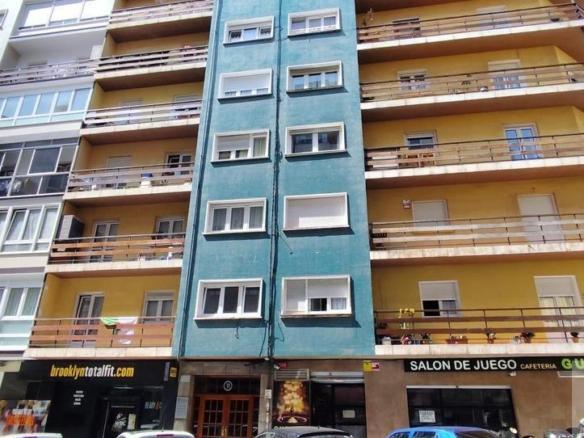 Apartment for sale in Guevara, Centro – Ayuntamiento