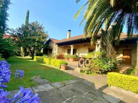 House or villa for sale in Sierrapando