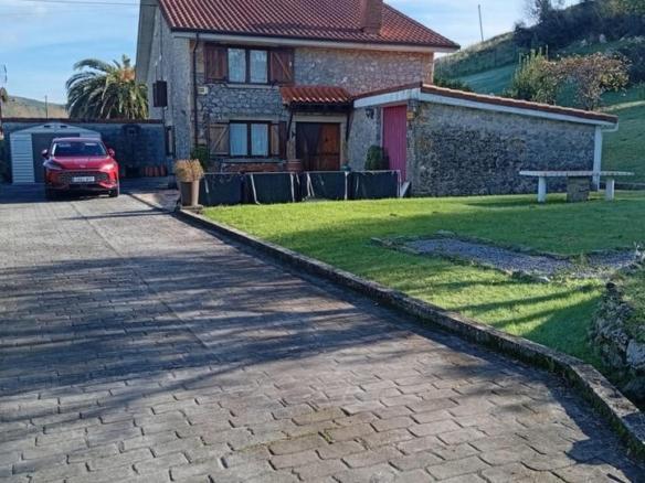 House or villa for sale in Entrambasaguas