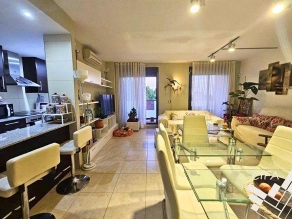 Penthouse for sale on Calle Valencia, San Jorge / Sant Jordi