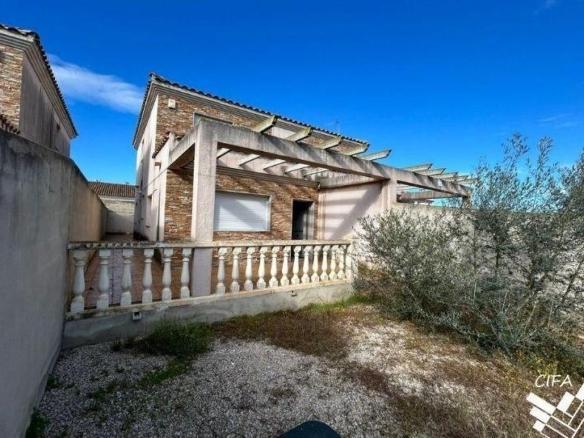 Townhouse for sale in Ameradors, Boverals – Saldonar