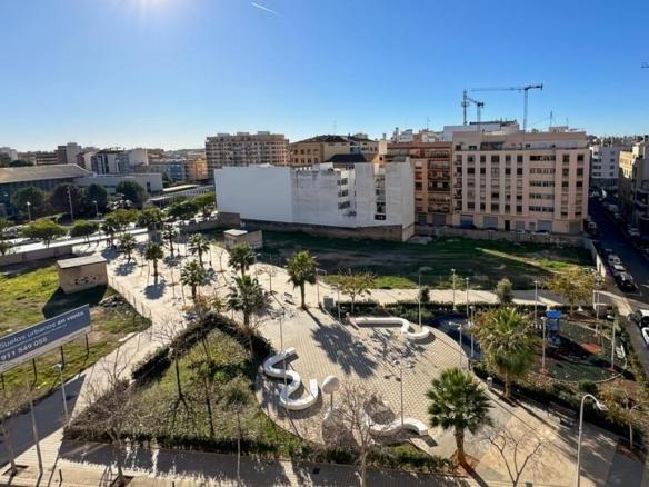 Penthouse for sale in Parque Ribalta – Plaza de Toros