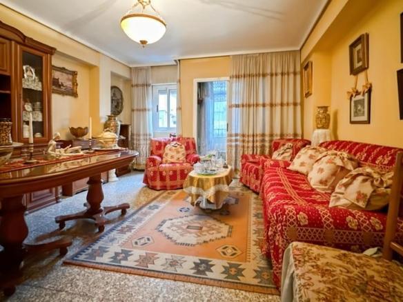 Apartment for sale in Hospital – Plaza del Real