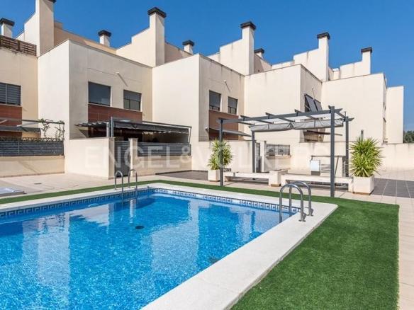 House or villa for sale in Pau Lledó