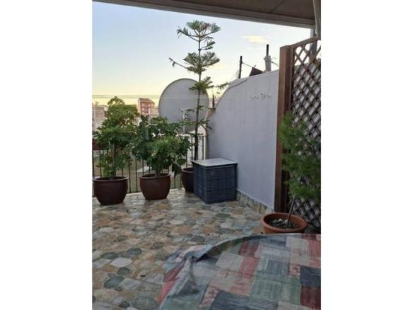 Penthouse for sale in Plaza Donoso Cortés – Avenida Magdalena