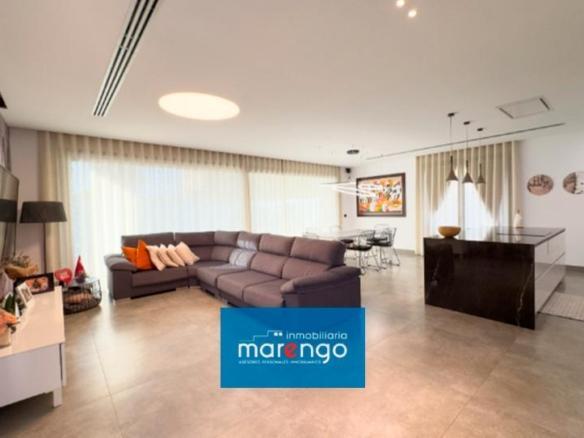 House or villa for sale in Madrigal