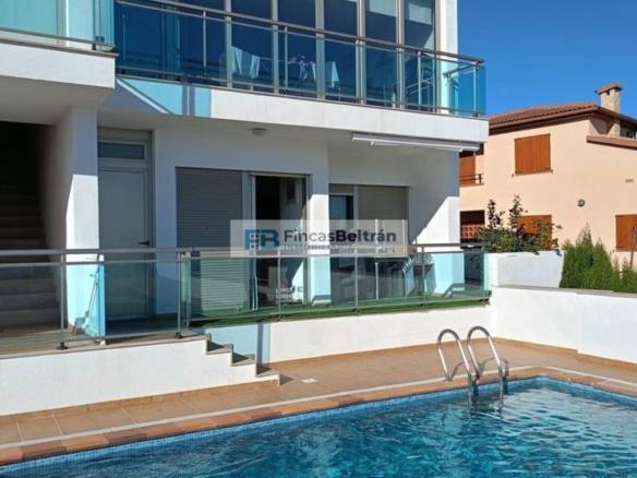 Apartment for sale on Calle Dinamarca, Las Atalayas – Urmi – Cerro de Mar