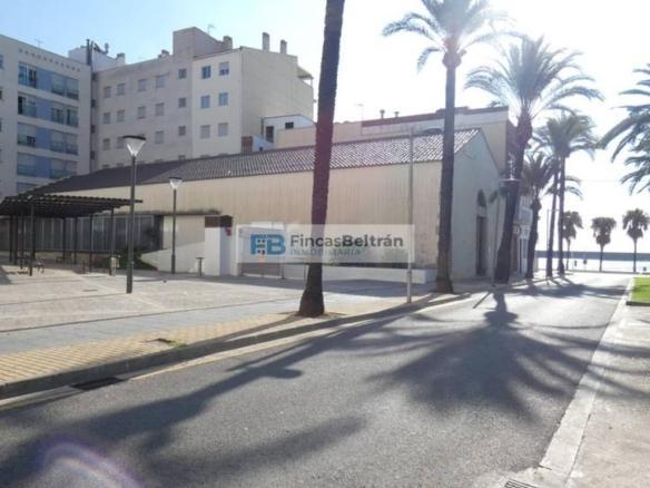 Apartment for sale on Avenida Marqués de Benicarló, Puerto
