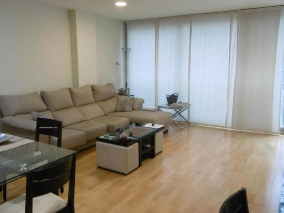 Studio apartment for sale in Bucharest, Avenida del Mar area.