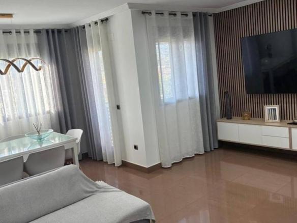 Apartment for sale on Gran Vía de Tárrega Monteblanco Street, Ensanche – Parque Santa Rosa