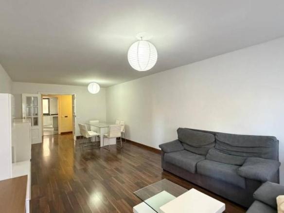 Apartment for sale on Ausiàs March Street, City Center