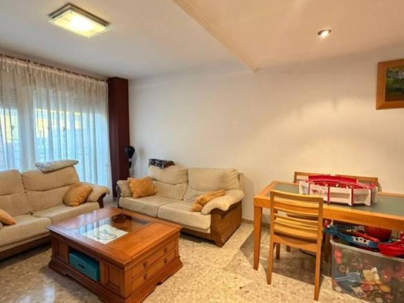 Apartment for sale on Calle Embaixador Mascarell, Avenida Alemania-Italia