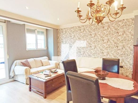 House or villa for sale in Músico Ibáñez, Camino de Onda – Salesianos