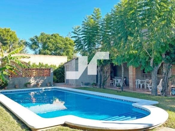 House or chalet for sale in Monestir de la Valldigna, Madrigal
