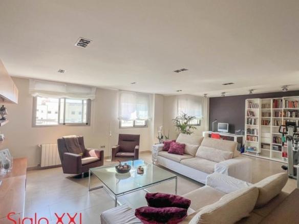 Apartment for sale in Piscinas