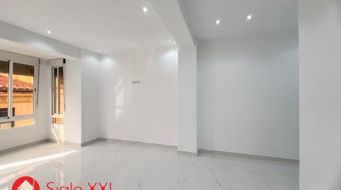 Apartment for sale in Hospital – Plaza del Real