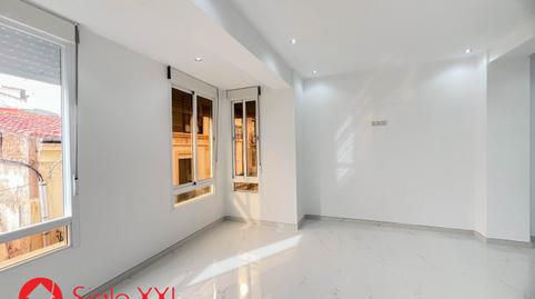 Apartment for sale in Hospital – Plaza del Real