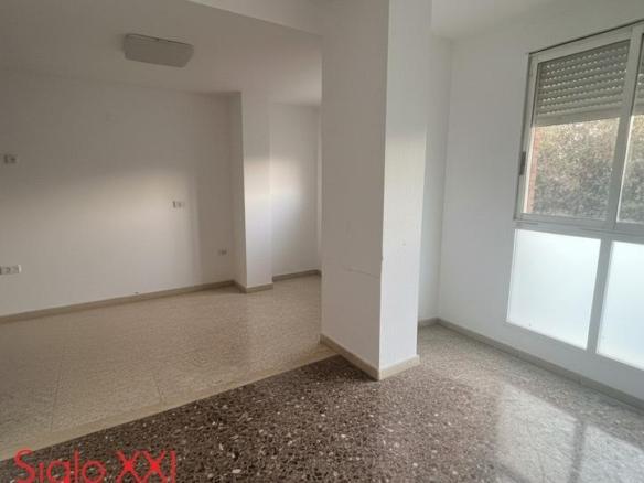 Duplex for sale on Avenida Alemania-Italia