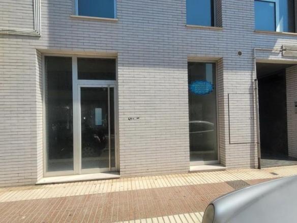 Premises for sale in Joanot Martorell, 14, Swimming pools