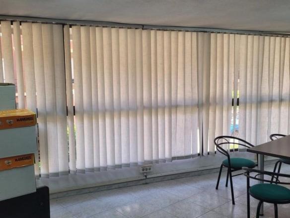 Office for sale on Avinguda del Cedre, Piscinas