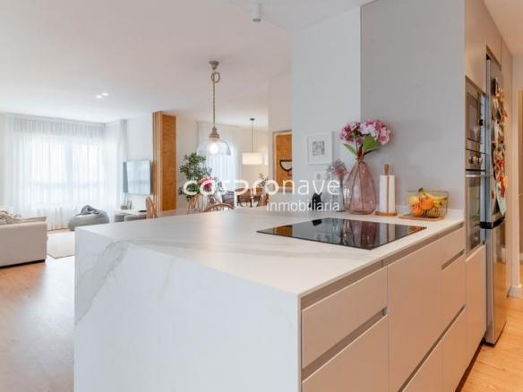 Duplex for sale on Avenida de la Mare de Déu del Lledó, Rafalafena