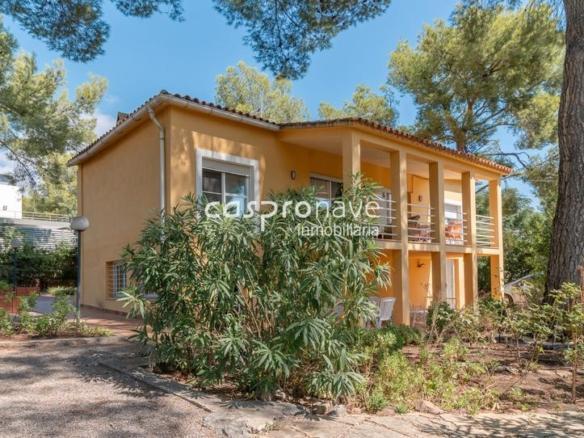 House or villa for sale in Carrer Río Miño, 44a, Montornés – Las Palmas – El Refugio