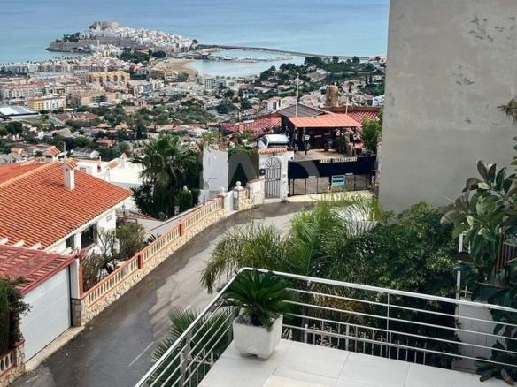 House or villa for sale in Las Atalayas – Urmi – Cerro de Mar
