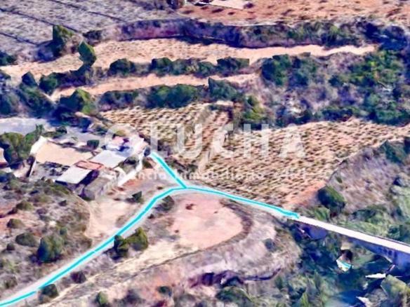 Rustic property for sale in Onda
