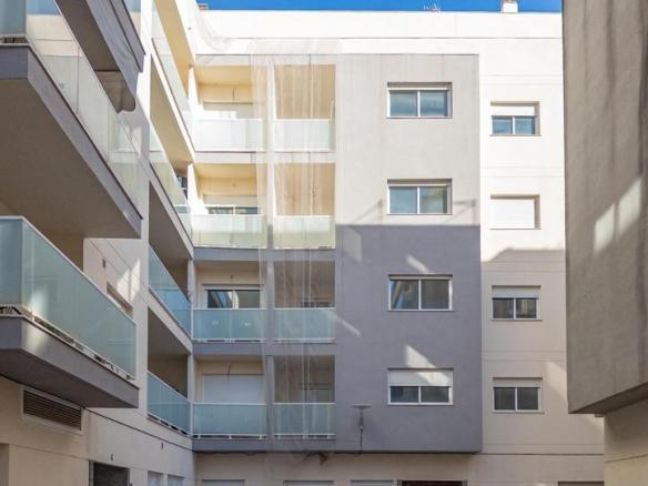 Apartment for sale on Calle de la Mare de Déu del Pilar, 121(b, Urban Center)