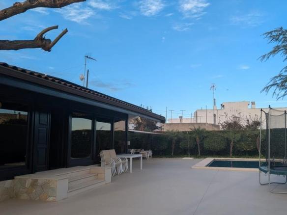 House or chalet for sale in Camí de Serra, Swimming pools