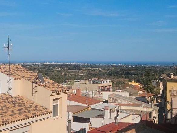 Rustic property for sale in Càlig