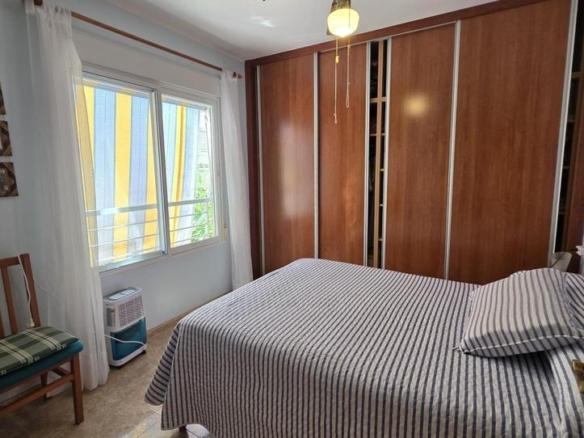 Apartment for sale on Calle Valencia, Papa Luna area – Platja del Gurugú
