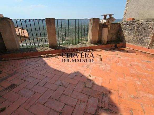 House or villa for sale in Cervera del Maestre