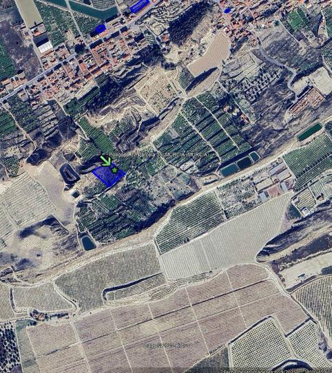 Land for sale in Flix