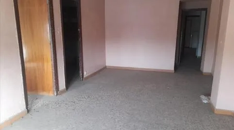 Apartment for sale on Avenida de la Industria, Centro